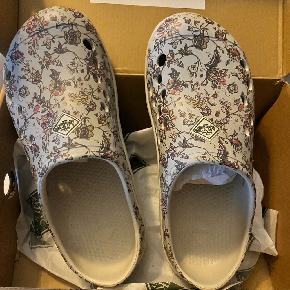 Muck clogs